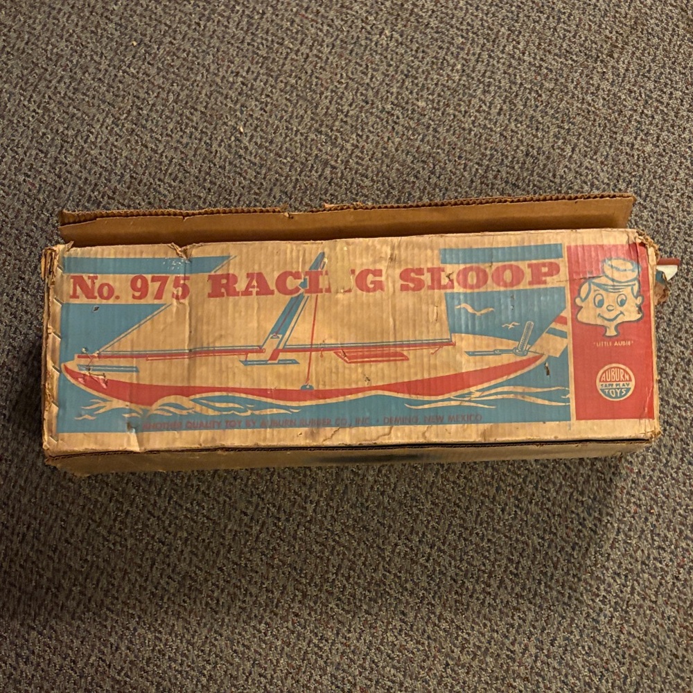 Vintage 1950’s #975 Racing Sloop Model Kit - Picture 2 of 3